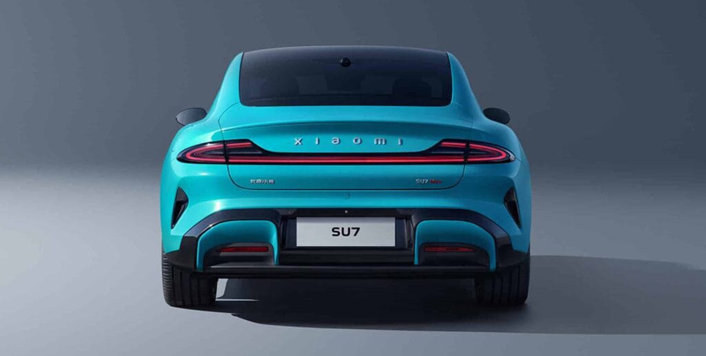 Xiaomi SU7 Lauto Elettrica Cinese Che Sfida Tesla Model S E Porsche